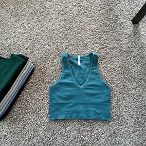 Athleta Aurora Crop S